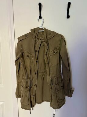 Aritzia Talula Trooper Utility Jacket
